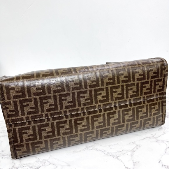 Fendi - Picture 4 of 14